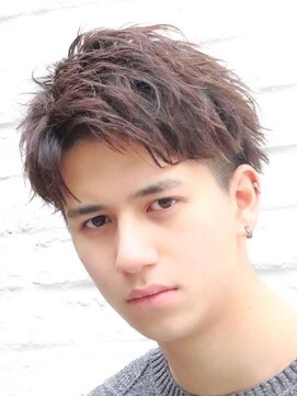 エリマ 横浜西口(elima) ツーブロックマッシュショートレイヤースパイキーショートヘア