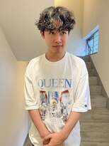 アン モラ(Un mora)&nbsp;波巻きツイストスパイラル