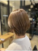 ショートボブ/オリーブグレー/小顔に見せるヘア