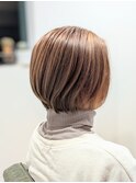 ピンクベージュハイライト　ショートボブ