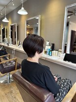 ヘアーメイクロージー 八軒店 (HAIR MAKE ROSY)&nbsp;大人女性ショートボブ前下がり美シルエット襟足すっきりショート
