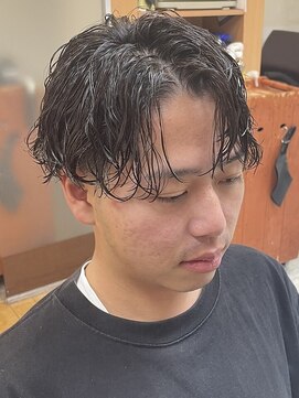 マキシム ナカイ(MAXIM NAKAI) テーパーフェード×サーフカールスタイル