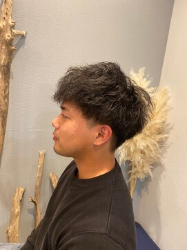 ニュートラル(NEUTRAL) ツイストパーマスタイル