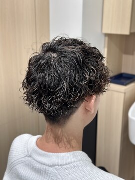 リバティシェアバーバー 銀座(LIBERTY SHARE BARBER) 王道ツイストスパイラル<理容室><銀座>