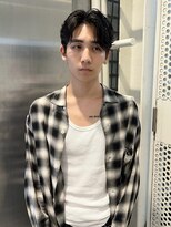 ゼストプール(ZEST POOL)&nbsp;センターパート　ニュアンスパーマ　ダウンパーマ