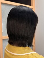 イゾラ(isola)&nbsp;【isola】切りっぱなしボブ/地毛風カラー/学割カット/学割カラー