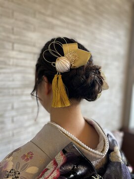 クーレ ビオトープ(+ CURE biotope) シニヨンアレンジ