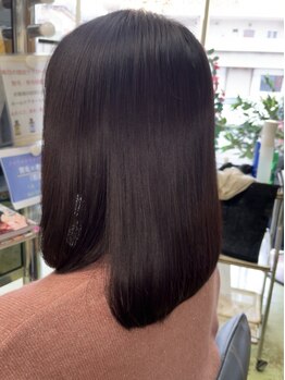 エルモア美容室の写真/40代以上の大人女性に人気の実力派サロン！一人ひとりに合った上品でナチュラルな大人スタイルをご提案☆