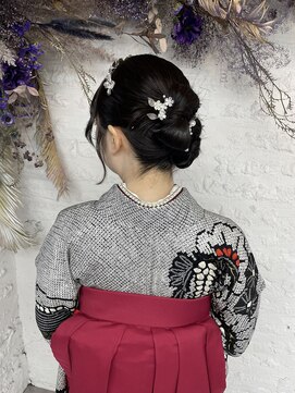 リラ(LILAC) カチモリツインシニヨン