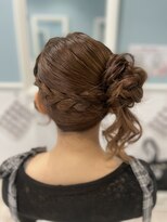 ホワイト 東京新宿店(White) 片クラゲヘア