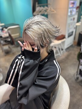 リエラ 新宿(RIERA) 派手め流しスタイル