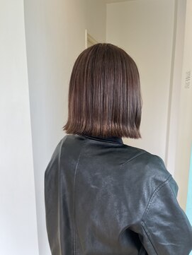 サラ 新宮店(SARA) 切りっぱなしボブ／ラベンダーベージュ