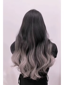 バレーヤージュ／グラデーション　羽エクステ