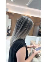 ヌル いわき(neul)&nbsp;neul/いわき/ダブルカラー/バレイヤージュ/ハイトーン/エクステ