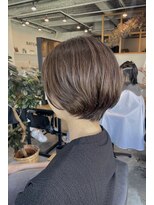 バトー バイ トリコ 船橋北口店(BATEAU by tricot)&nbsp;ショートボブ＊アッシュグレージュカラー