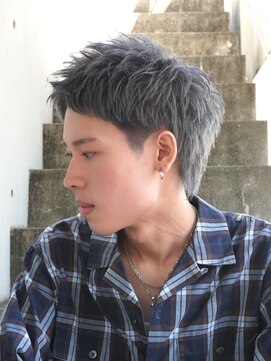ガズル ハラジュク(GUZZLE HARAJUKU) 学生オススメ！ハイトーンカラースパイキーショート　マレット
