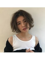 グッデイ ヘアー(GOOD DAY HAIR)&nbsp;センターパート  グレージュ ブルージュ シアーベージュ 下北沢