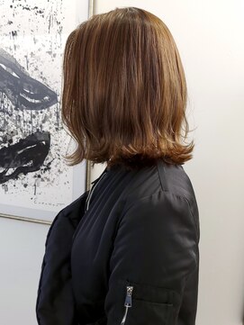 インビテーション(invitation) ハイライトで立体感カラー