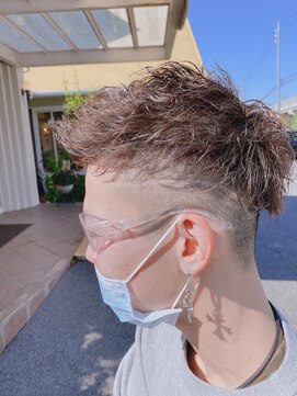 美よう室 加羅 ツイストパーマ