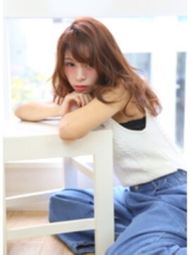 フチュール(Futur) 【Futur】自然光で+α綺麗な髪へ