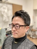 カットアンドシェーブ 髪心地 サイド2ブロック　アップバンク　右分け左流し