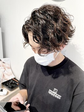 テトラ バイ ネオリーブ 横浜西口店(tetra by neolive) 横浜★センターパートの波巻きスパイラル