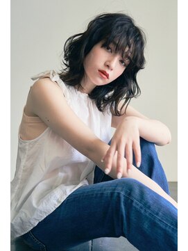 フレイムスヘアーアンドリラックス 西川口店 斜めバングデザインカラーシルキーベージュグレージュカラー