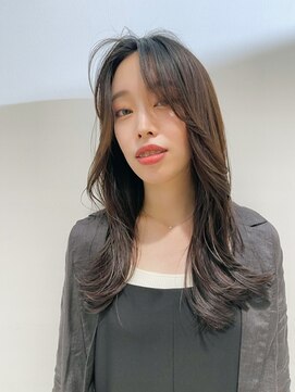 ミリ(milli Produce by ITAKURA) 韓国風レイヤー