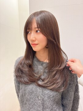 バイオレット ナゴヤ(Violet Nagoya) ぱっつん前髪 レイヤーカット レイヤーロング ハイレイヤー