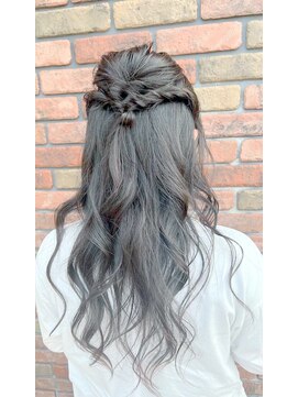 アリーナヘア(ARENA HAIR) ハーフアップ