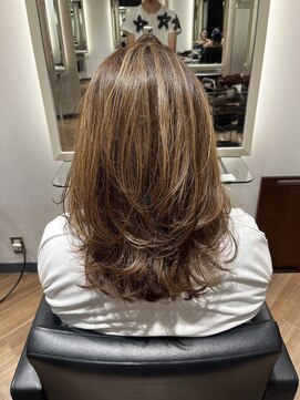 ビュートリアム 青山(BEAUTRIUM) くびれレイヤー/似合わせカット/30代40代50代/小顔カット/表参道