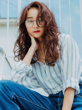 スタリー(Starry) くるくるウェーブヘアー/20代/30代/40代/ハレマチ通り