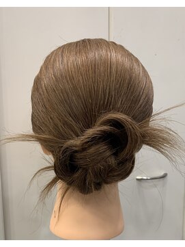 アヴソリューク(Absoluk) カチモリヘア