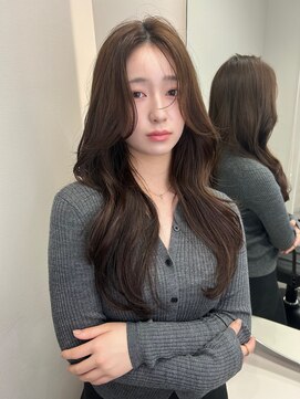リッカ(LICCA) 流れる前髪カットとオリーブブラウン