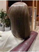 オリーブベージュ 大人かわいい内巻きボブ髪質改善小顔カット