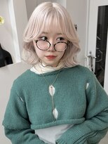 リヴ ウメダ(LIV umeda)&nbsp;ホワイトミルクティー/ハイトーンボブ/顔まわりカット/梅田