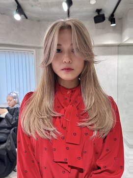 ハイプ(HYPE) ブリーチ＆ダブルカラー/レイヤーカット/ブロンドベージュ