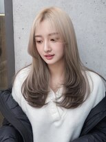 シエラ 心斎橋(CIERA.)&nbsp;タッセルボブグラデーションカラーミルクティーベージュ50代