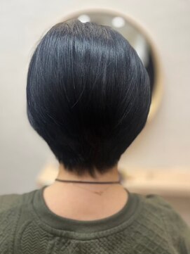 美容室奥山 今沢本店 艶感引き出す大人ショート
