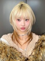 ネハス(nehus.) ハッシュカット/レイヤーカット/ブリーチカラー/ダブルカラー