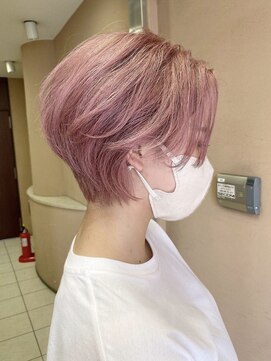 ルーブ トウキョウ(Loob. TOKYO) 大人ハイトーンカラー大人ショートヘアくびれショートレイヤー