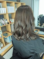 テラスプラス(テラス+)&nbsp;カーキグレージュ　セミロング