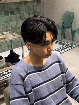 ゼスト リル 新宿(ZEST lill) ニュアンスパーマ 毛流れパーマ センターパート 新宿