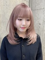 サンク 原宿 表参道(cinq)&nbsp;ミルクティーベージュ顔周りレイヤーカット韓国風ハイトーン20代