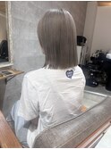 切りっぱなしボブ　ミルクティーグレージュ