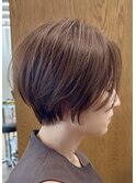 上品ショートボブ/前髪長め/アッシュベージュ/30代/40代/50代