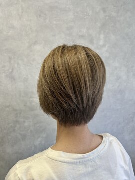 脱白髪染め！ショート