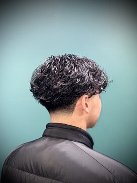 メンズサロンドットリアン(dot. lien) テーパーフェード×スパイラルパーマ