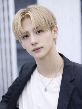 エイド 本店(aid) メンズミルクティーベージュショートセンターパートコンマバング