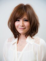 フィールグッドカンパニー(Feel Good Company)&nbsp;ラフなカールで抜け感ありのオシャレガール